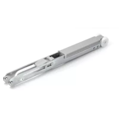 Tiché dovírání ke dveřím UNIVE